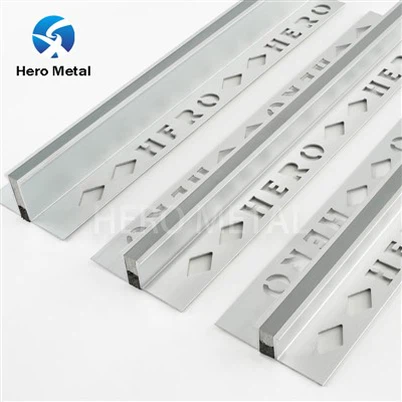 Pohyblivý spoj hliníkových dlaždíc